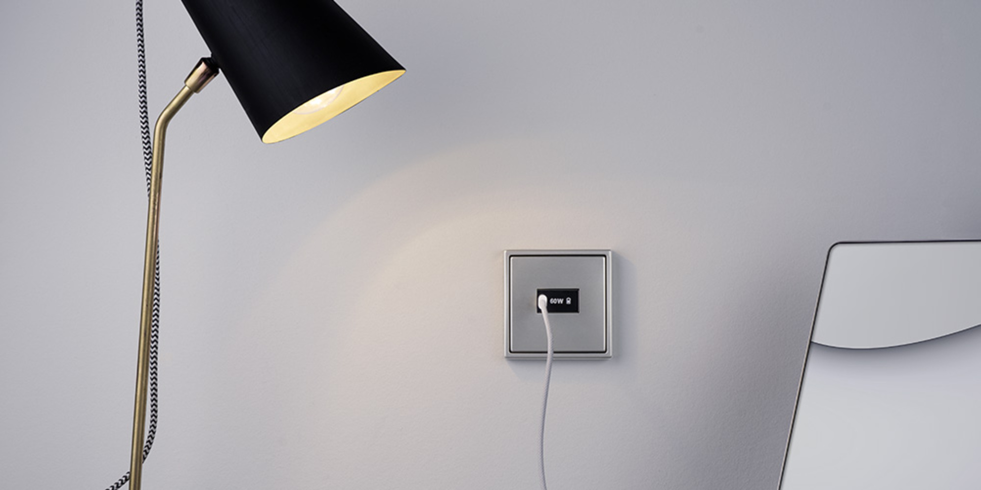 Ladegerät USB PD 60 bei SK Elektrotechnik in München